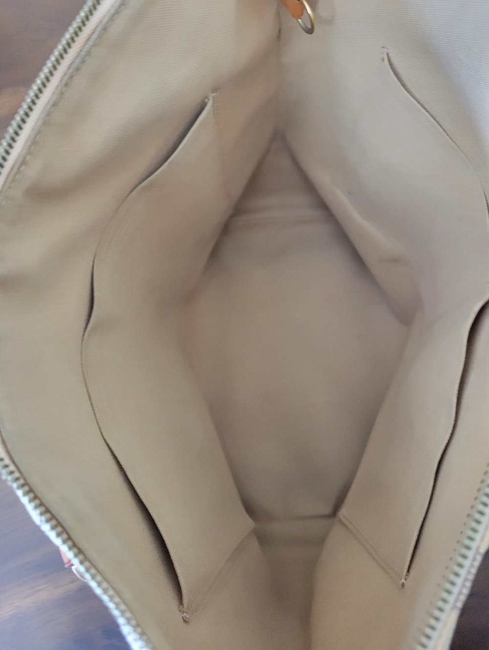 Louis Vuitton Gray & White Checkered Canvas Tote with Tan Leather Trim - Picture 7 of 15